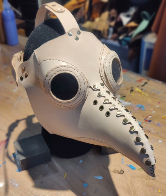 Bird's beak doctor mask