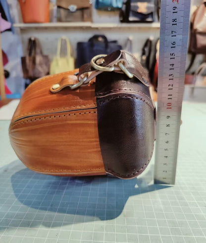 Hazelnut shoulder bag