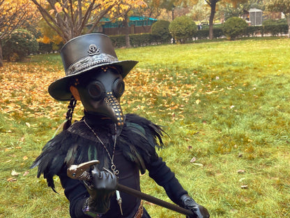 Bird's beak doctor mask
