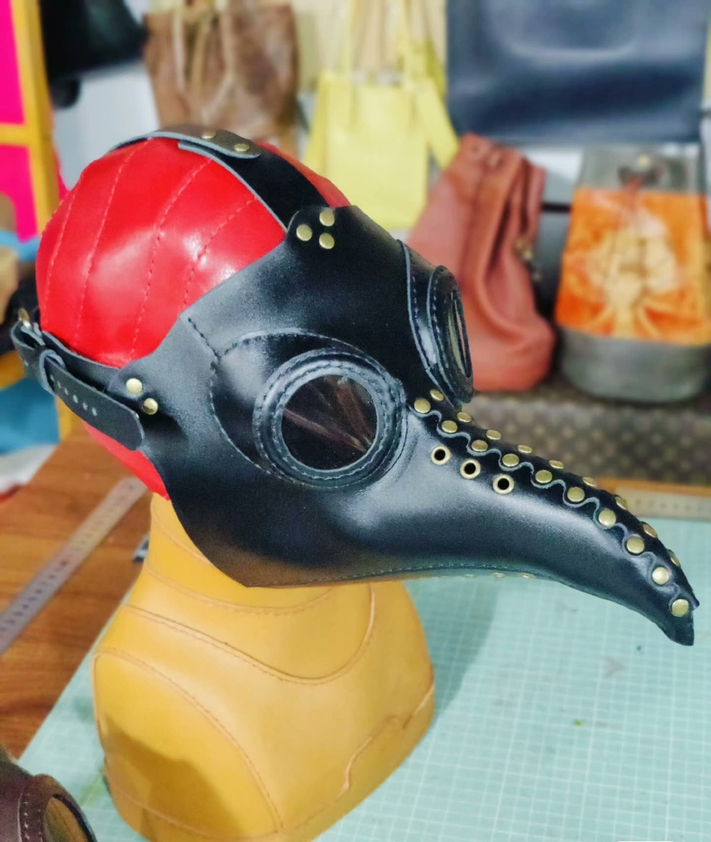 Bird's beak doctor mask