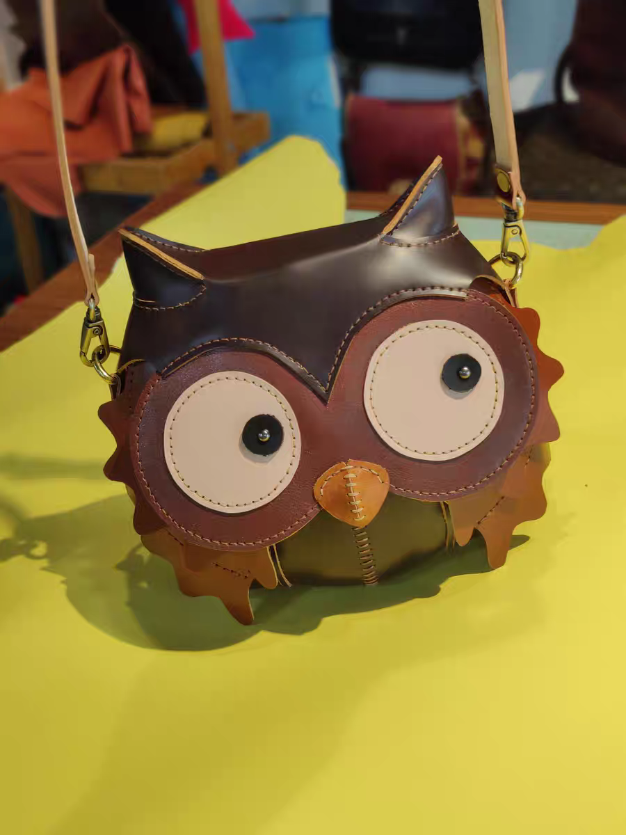 Handmade leather owl shoulder bag