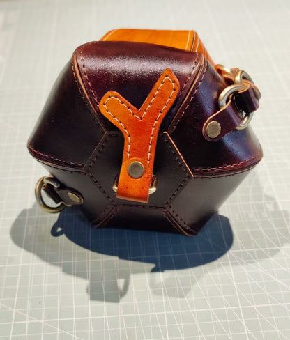 Hazelnut shoulder bag