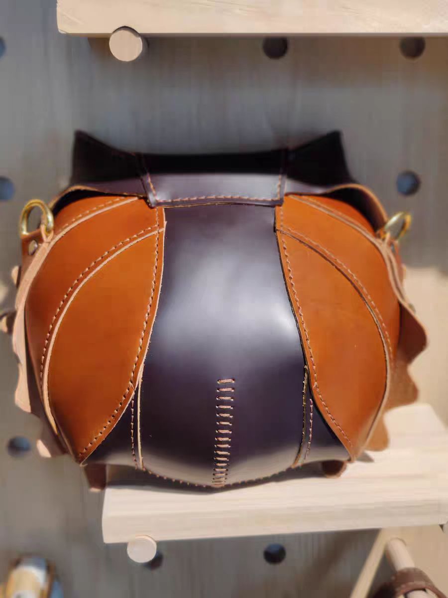 Handmade leather owl shoulder bag